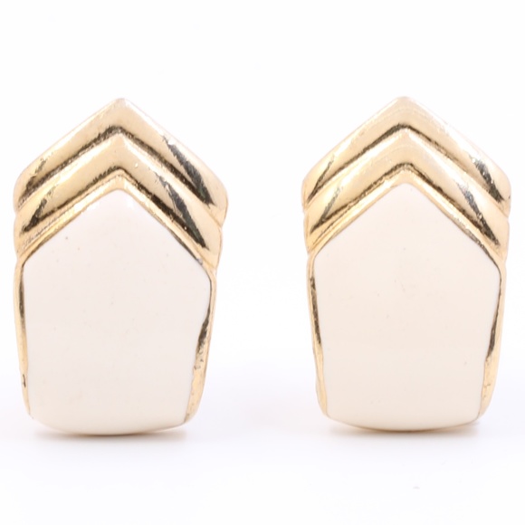 Vintage Jewelry - Vintage Ivory And Gold Arrow Post Earrings